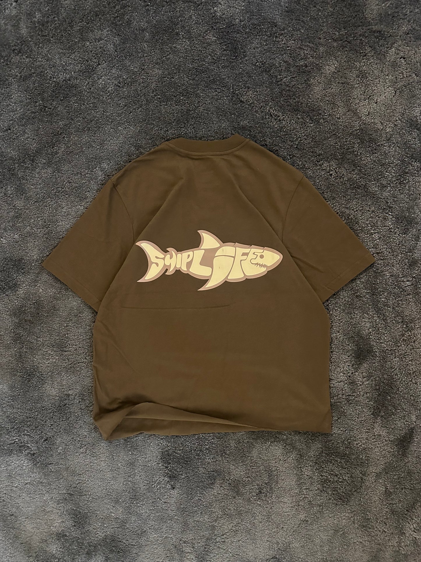 SHARK CHOP TEE (BROWN)