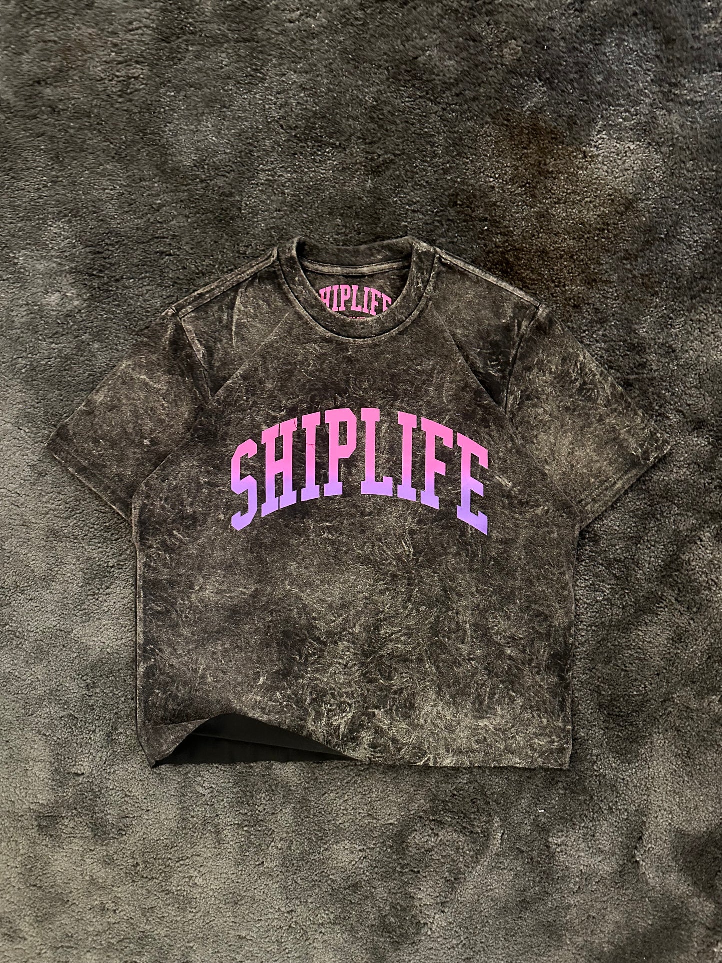 ARC WASHED TEE IN GRADIENT BLACK